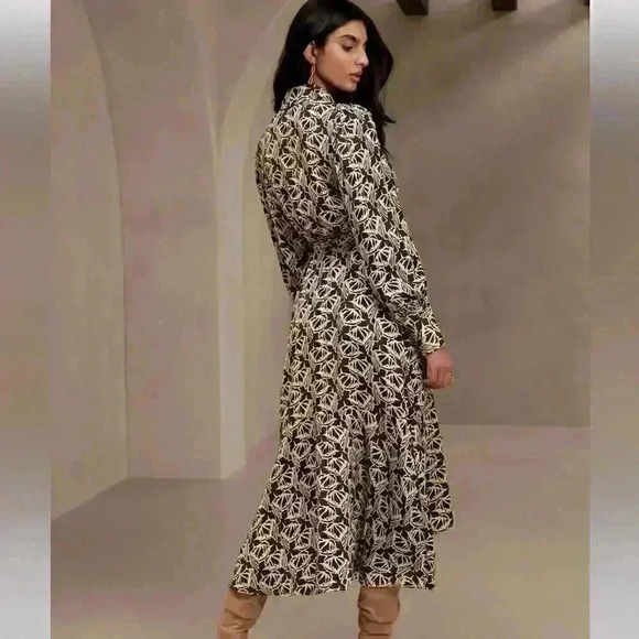 Banana Republic SILKY WRAP MAXI DRESS - Picture 3 of 8